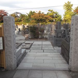 円福寺【墓地入口】